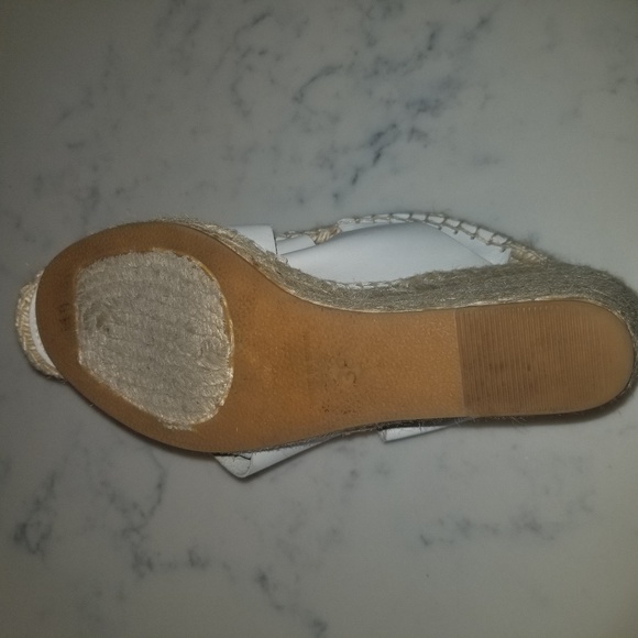 Charles David White Leather Espadrille Wedge - 38 - Picture 3 of 7
